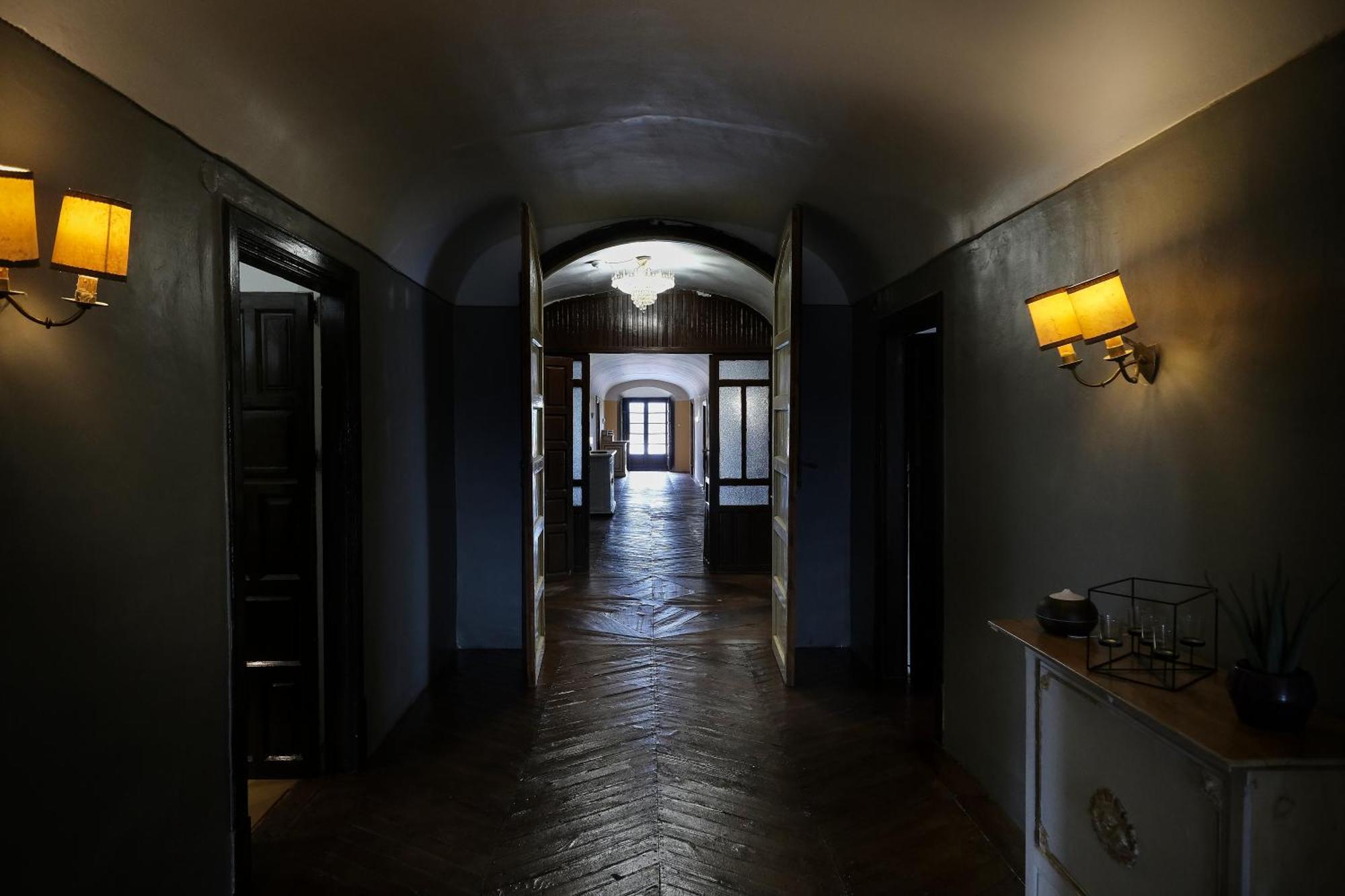 Casa Rural Palacio Conde De Aldana Con Piscina Entre Encinares Y Dehesas Terradillos Exteriör bild